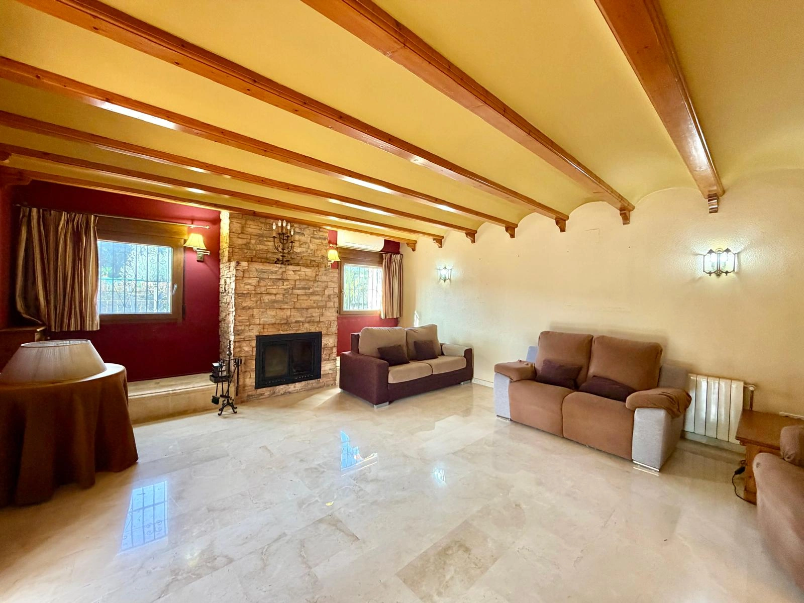 Villa de Ensueño en venta, en Plena Naturaleza con Apartamento de Invitados