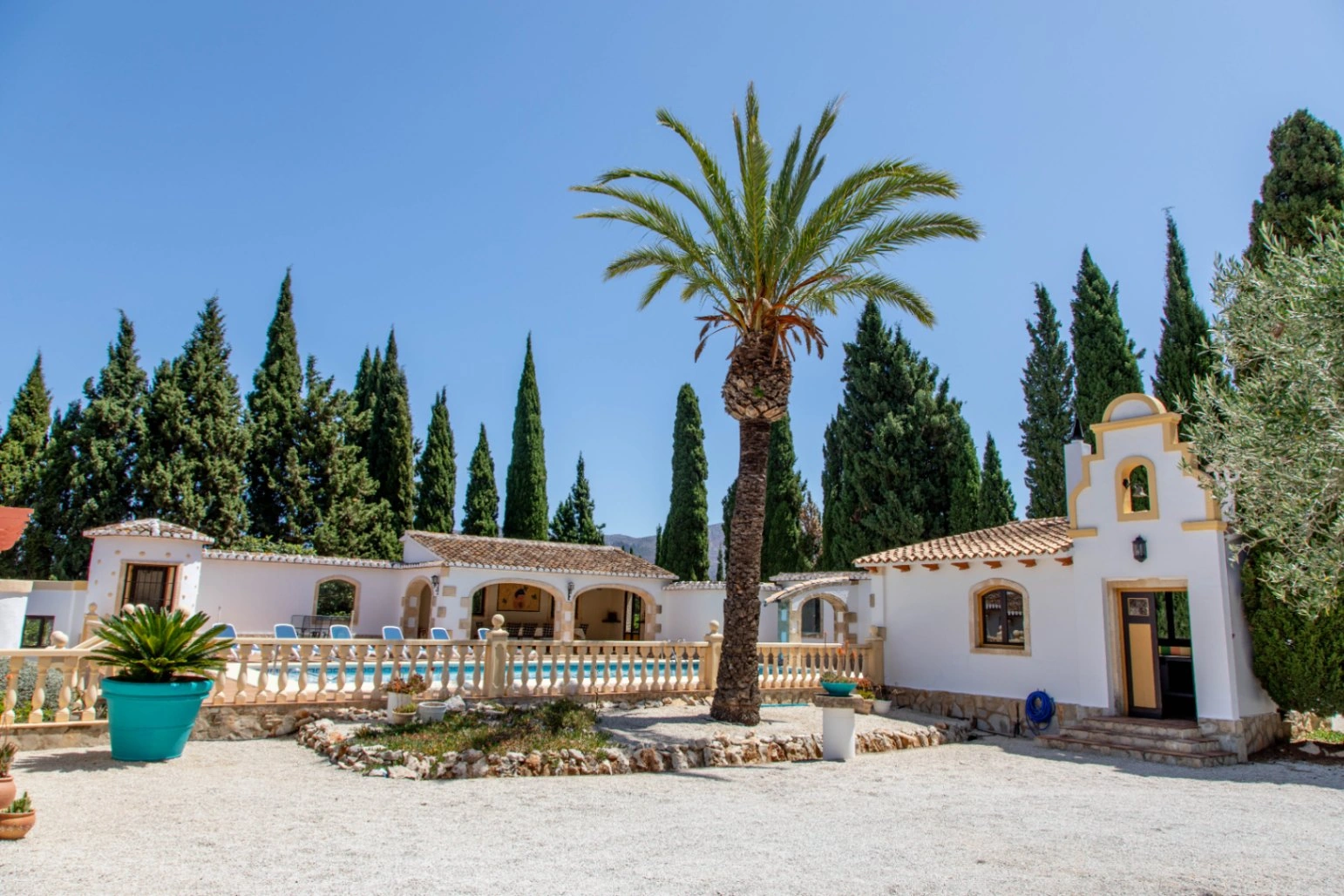 Finca de estilo rústico tradicional en venta en Pedreguer