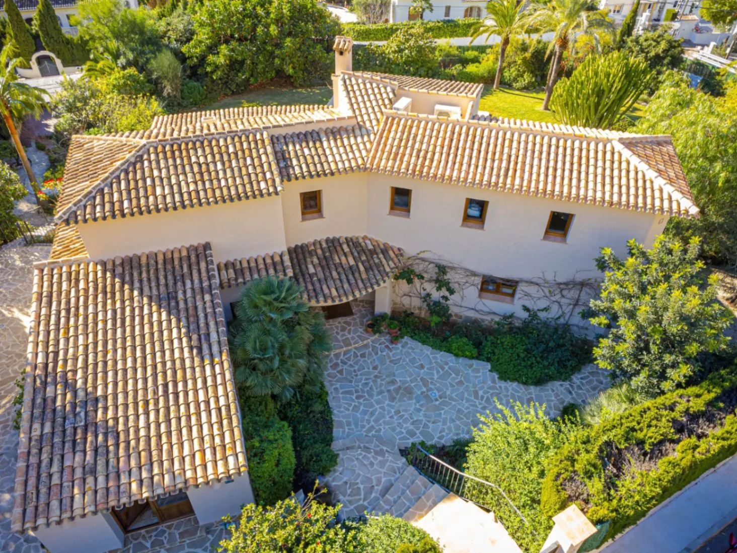 Wunderschöne, renovierte Villa mit 5 Schlafzimmern zu verkaufen in Montgó, Jávea.