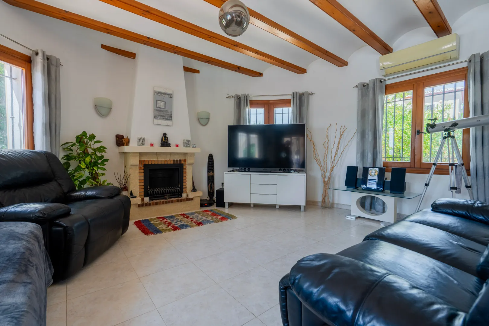 Charmante villa traditionnelle de plain-pied à vendre à Jávea.