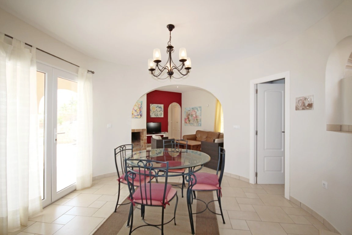 Villa de luxe exclusive à vendre à Javea avec vue panoramique.
