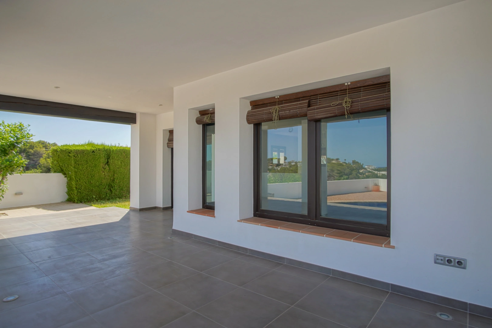 Villa tradicional mediterranea con vistas panoramicas al mar a la venta en Moraira.