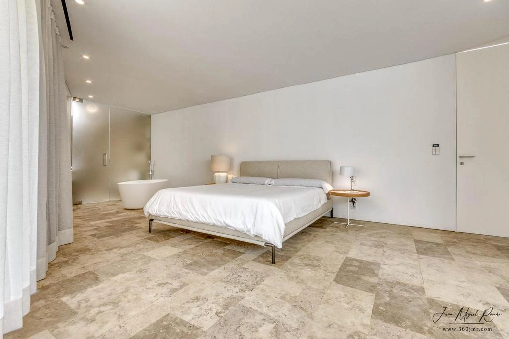 Preciosa villa moderna con un diseño único en venta en Benissa