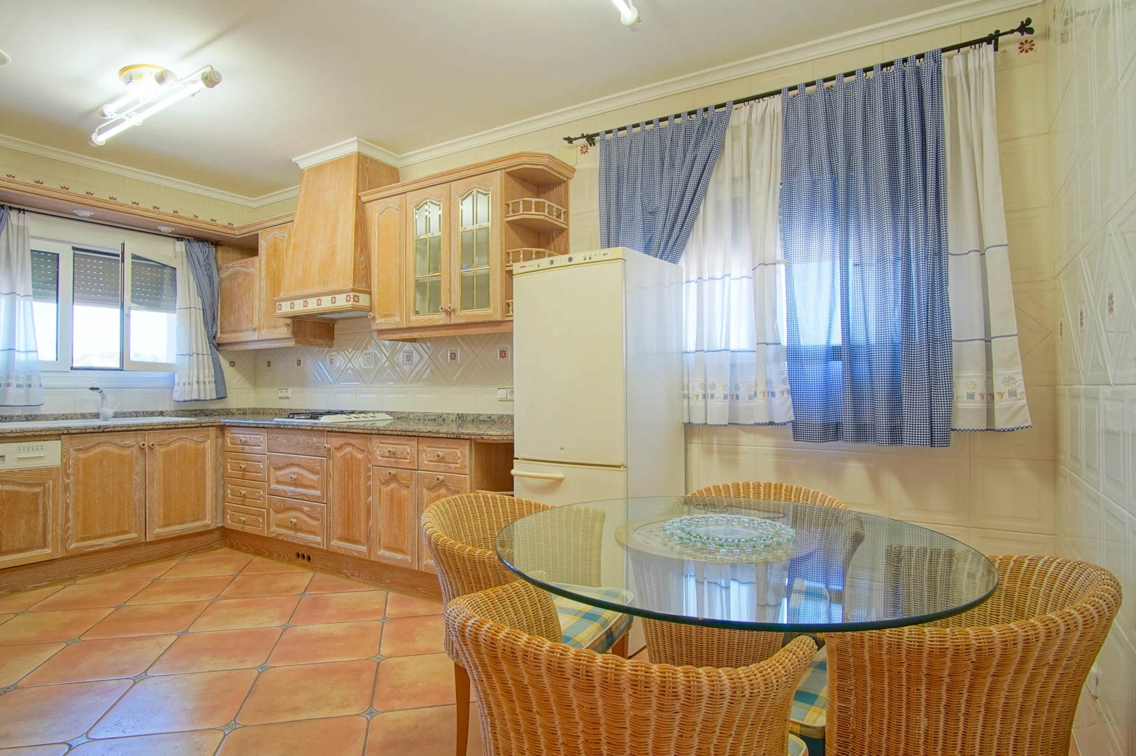 Villa con 3 casas de invitados en venta en Benissa