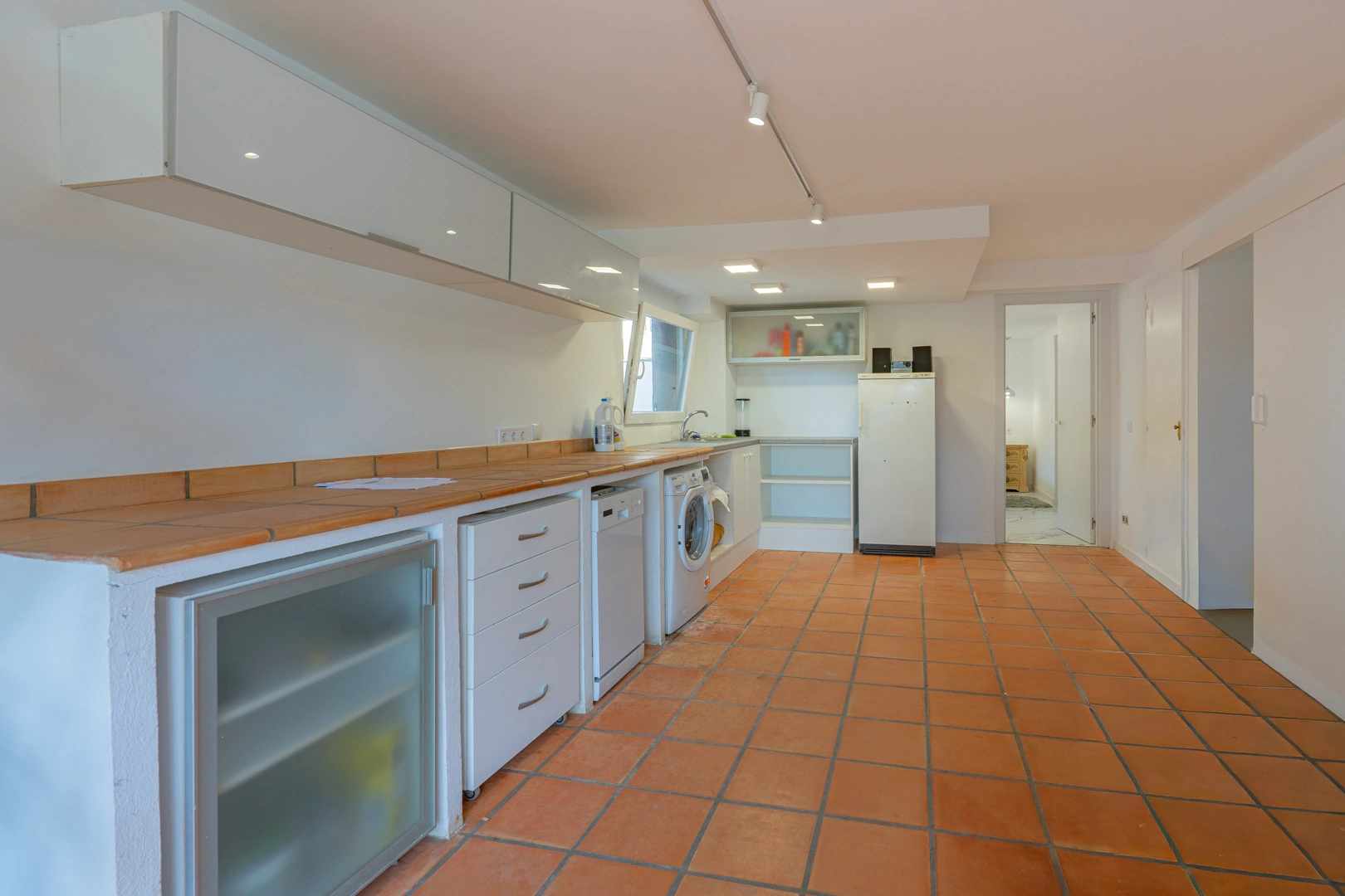 Villa reformada de 5 dormitorios en venta a 500m de la playa y centro de Calpe