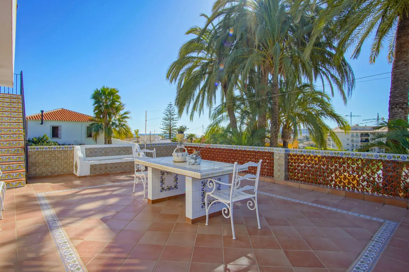 Villa avec vue sur la mer à quelques minutes du port de Javea.