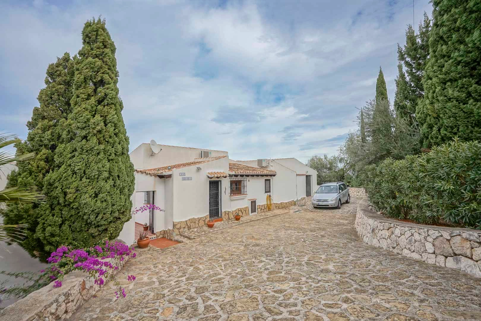 Gran chalet con casa de invitados en venta en Monte Pego