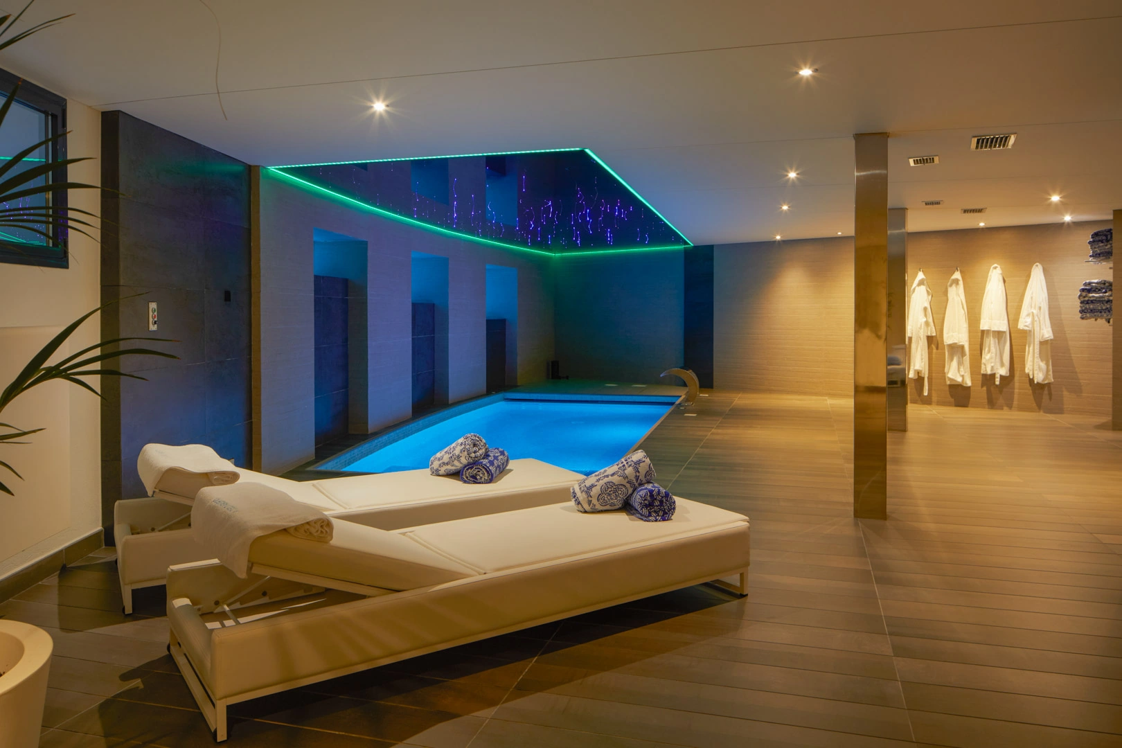 Designer-Villa mit Panoramablick auf das Meer zum Verkauf in El Portet, Moraira