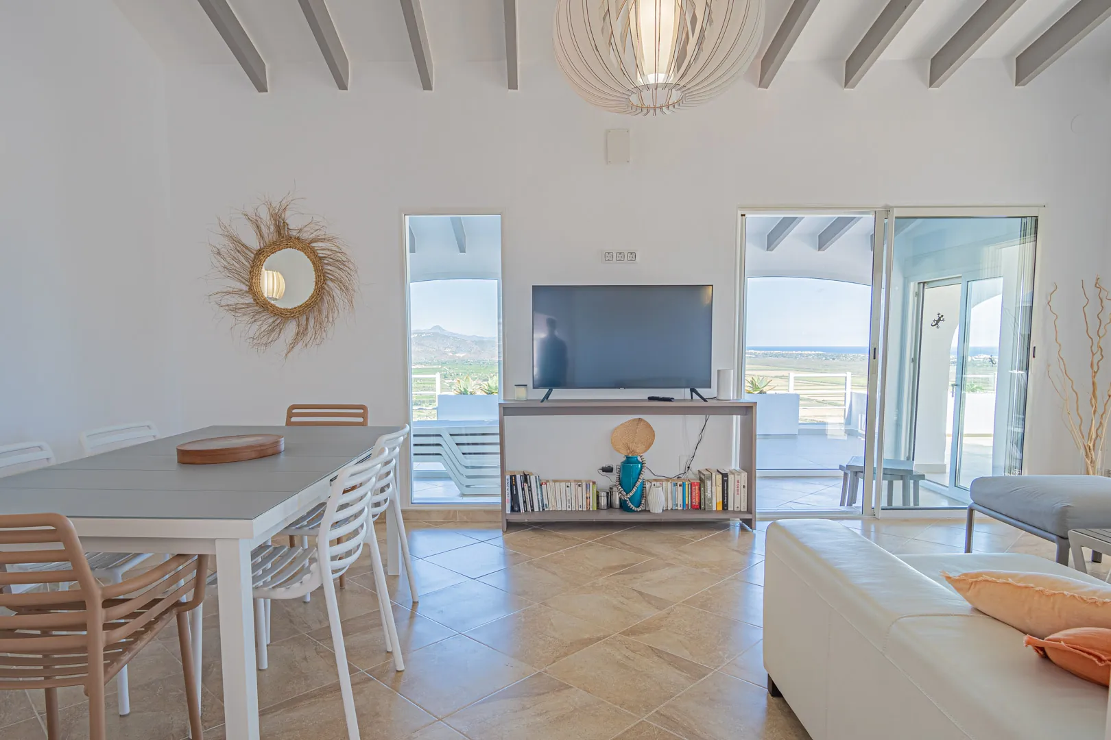 Villa con vistas al mar a la venta en Monte Pego