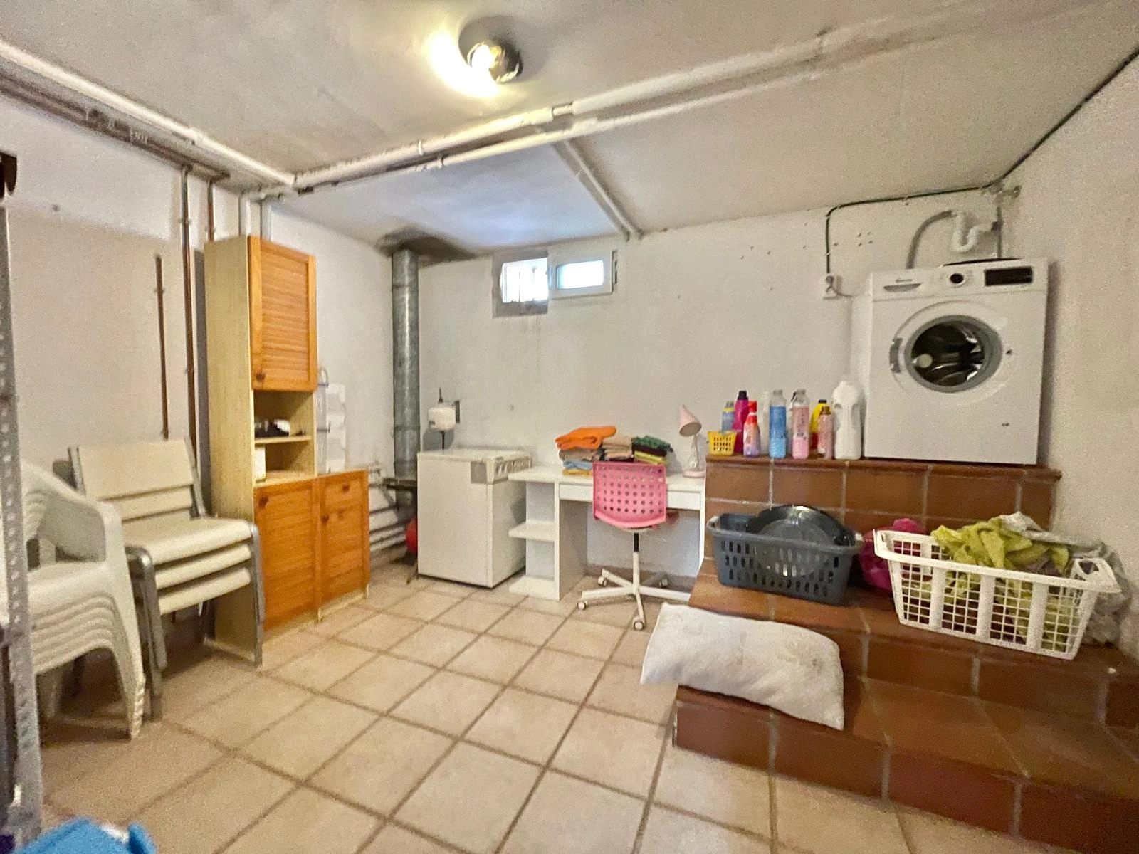 Villa avec 4 chambres à vendre à Dénia, proche des commerces et du centre-ville.