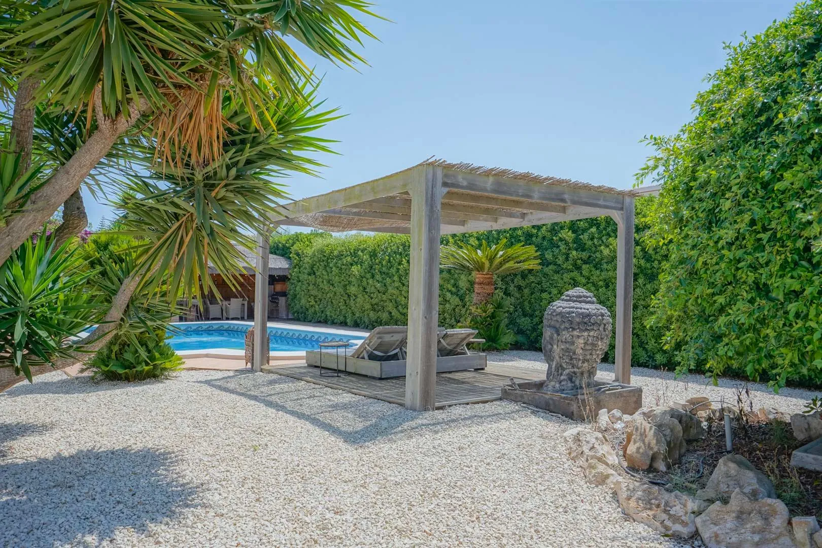 Villa rénovée de plain-pied avec jardin et piscine à Costa Nova, Jávea