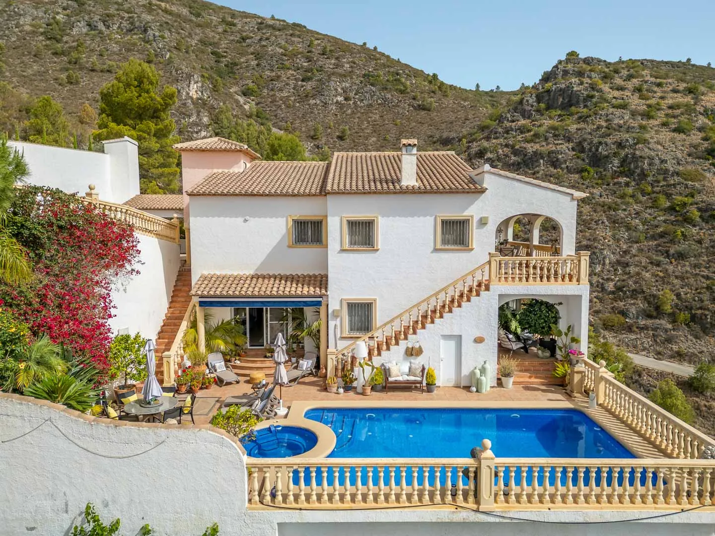 AR54072 - Villa con vista mare in vendita a Pego
