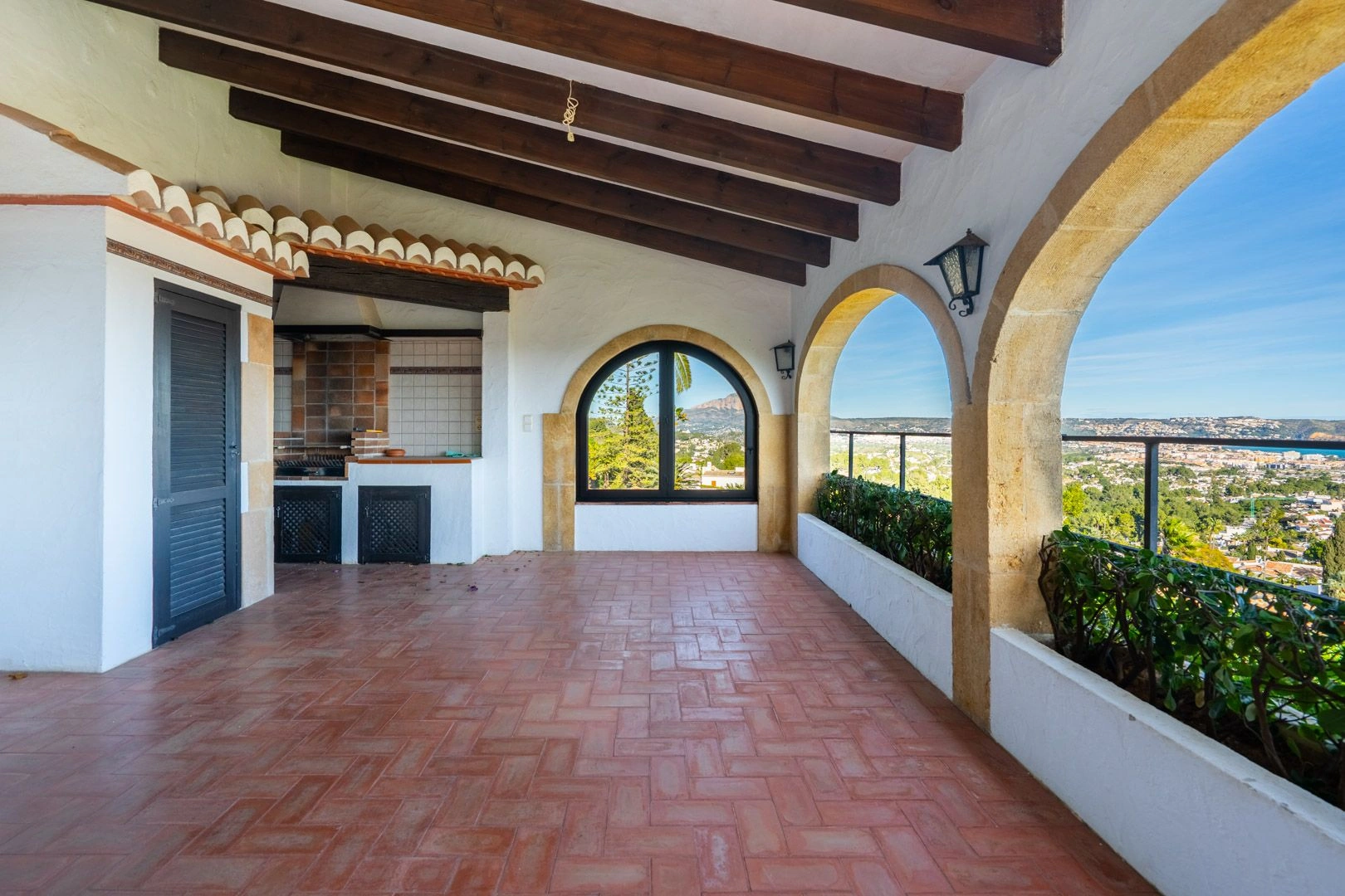 Mediterraanse villa met panoramisch uitzicht op zee te koop in Jávea