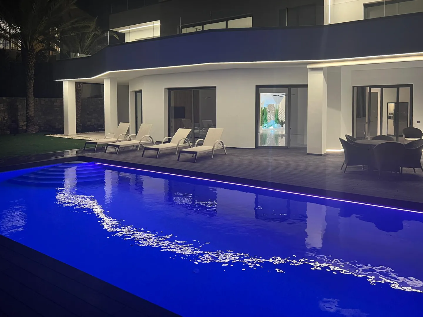 Villa de lujo con vistas al mar en venta en Altea