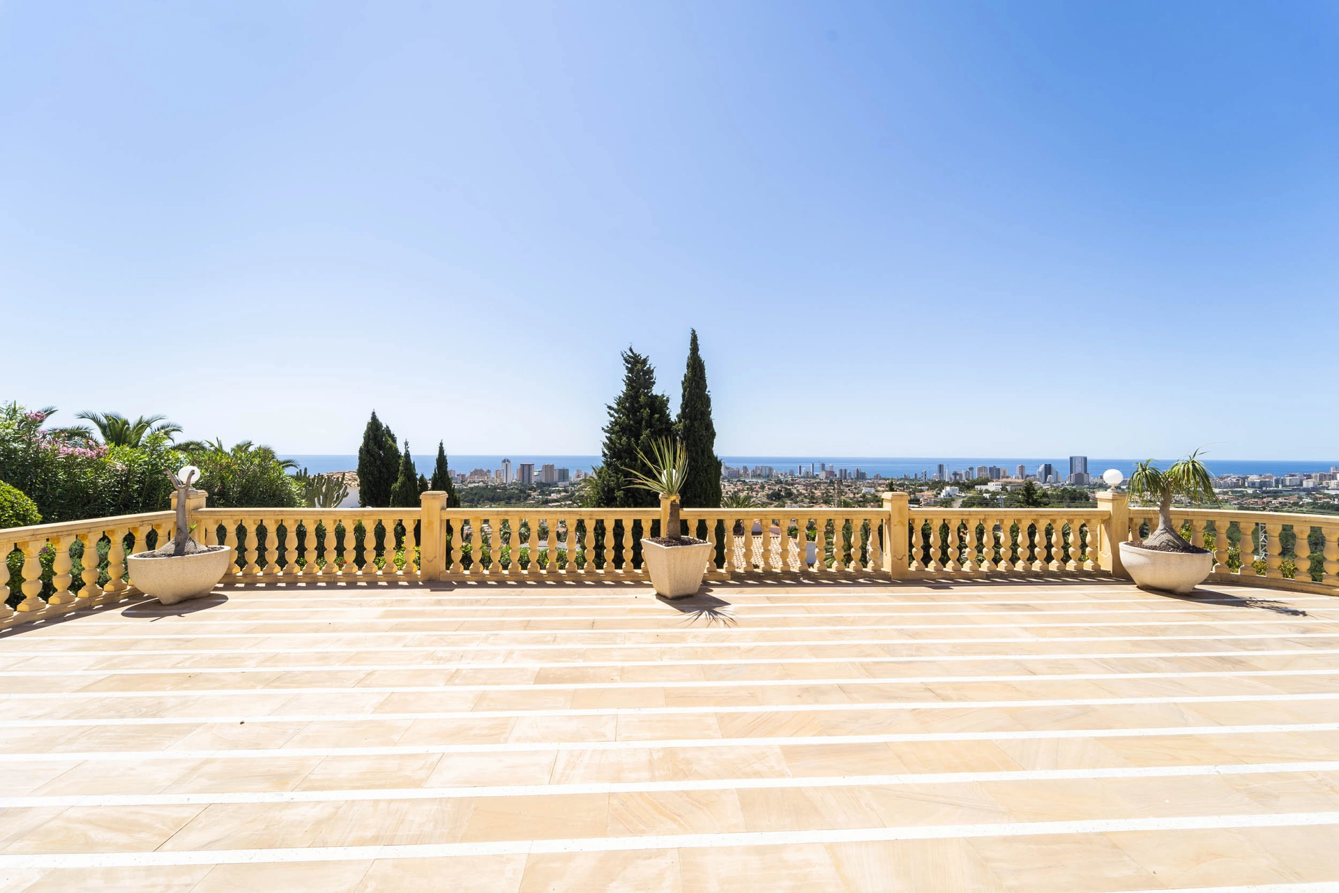 Grande villa traditionnelle avec vue sur la mer à vendre à Calpe