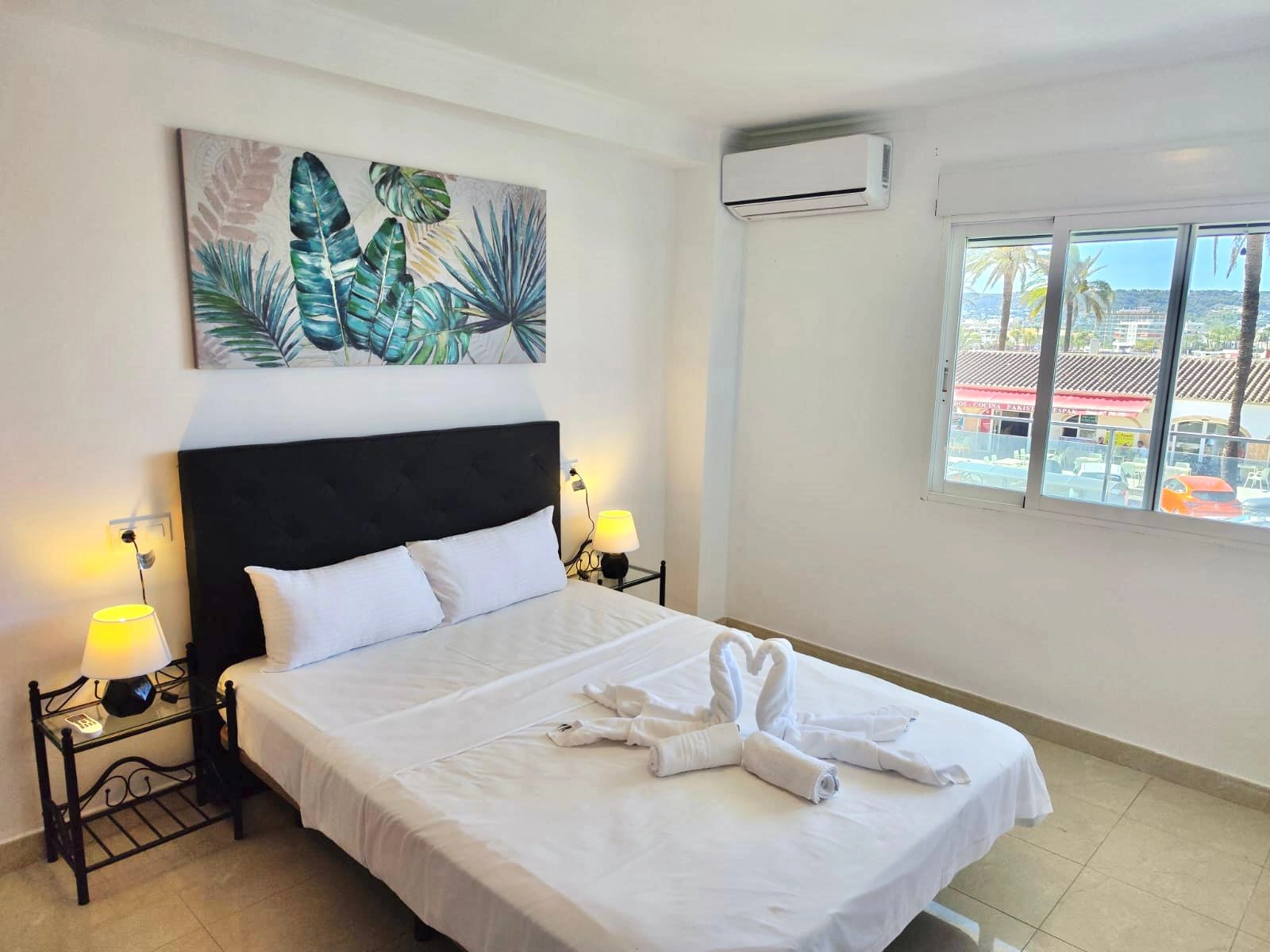 Piso de 2 dormitorios en venta en la playa del arenal de Javea