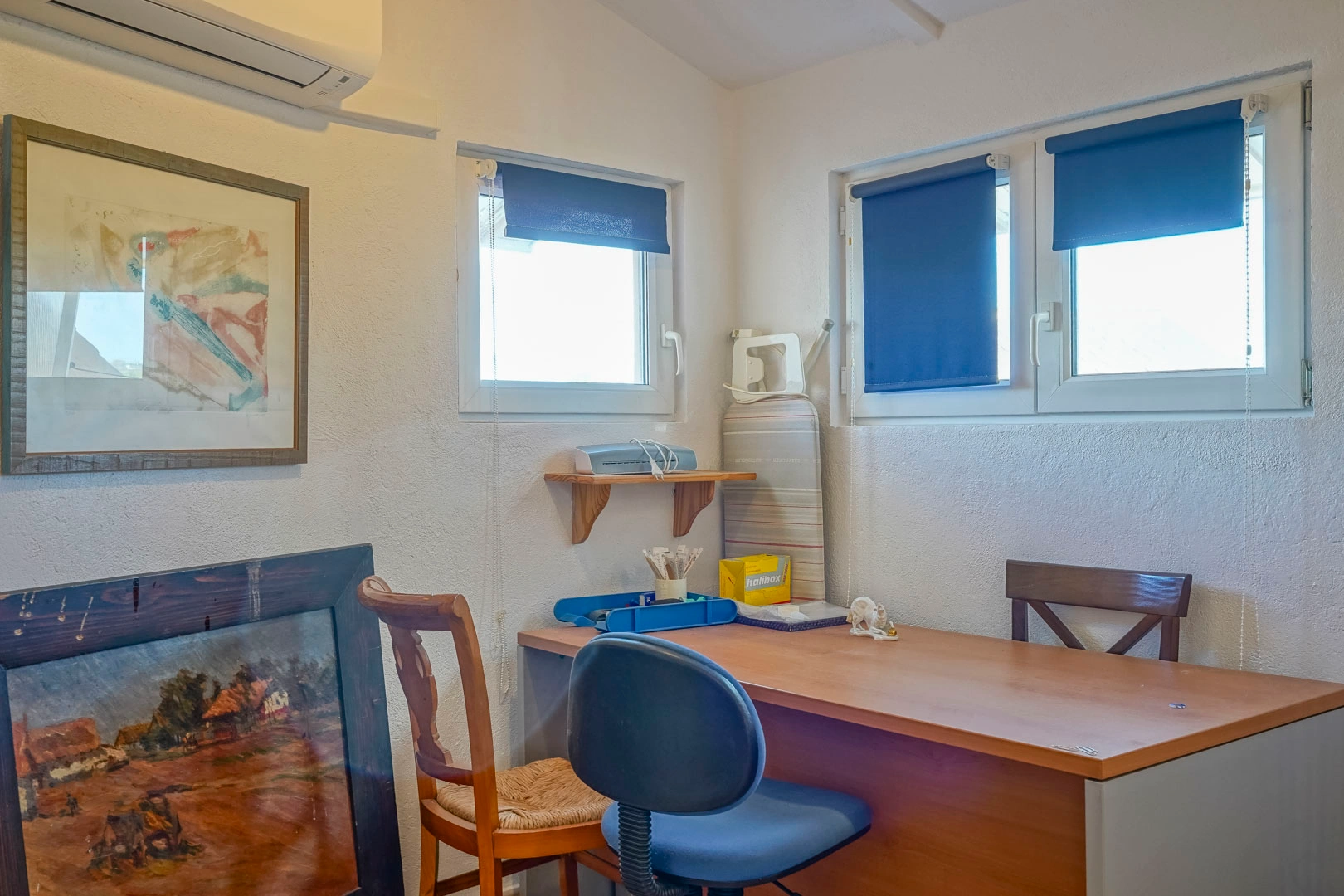 Chalet con consultorio médico en venta en Jávea.