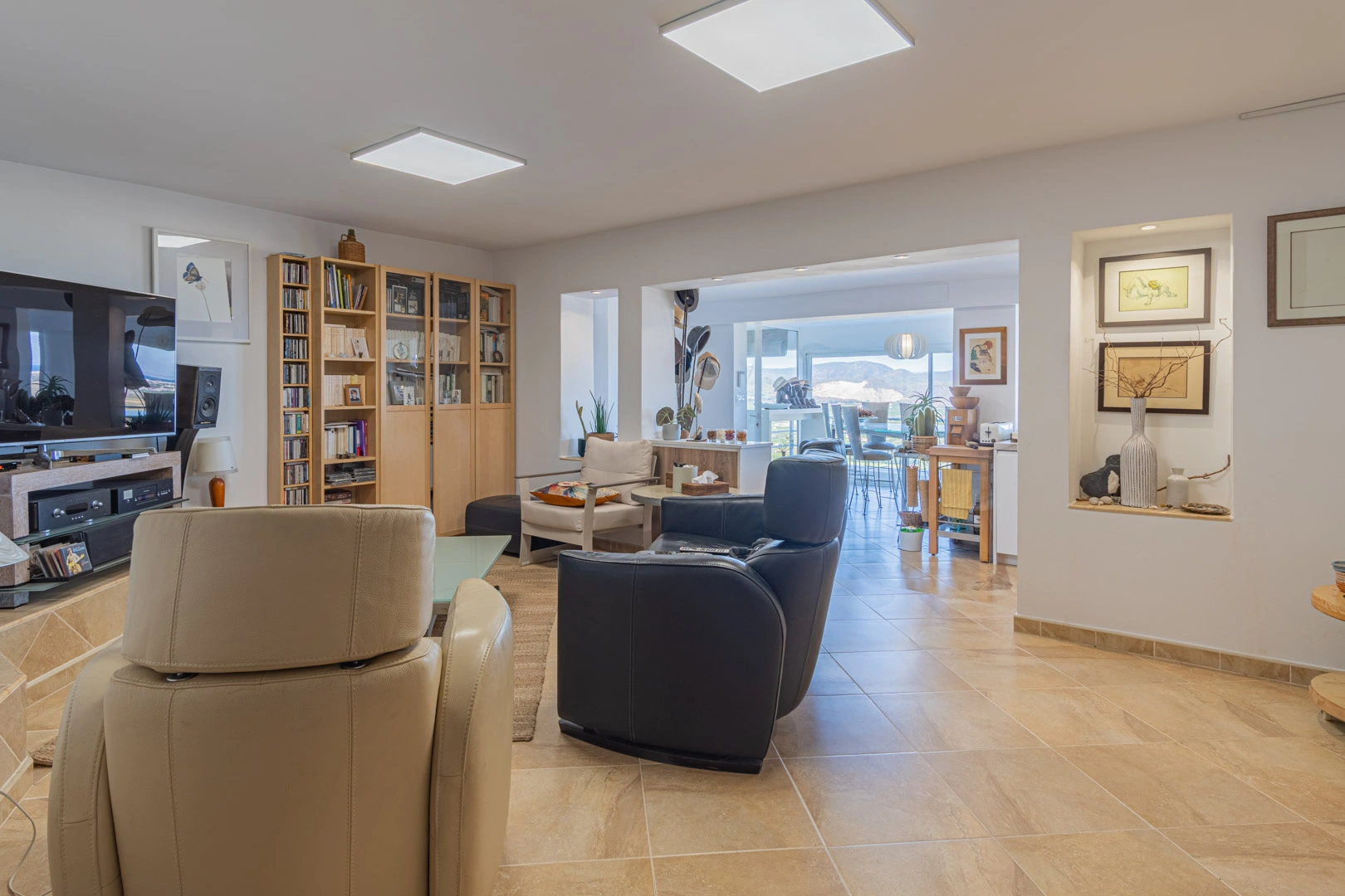 Villa con vistas al mar a la venta en Monte Pego