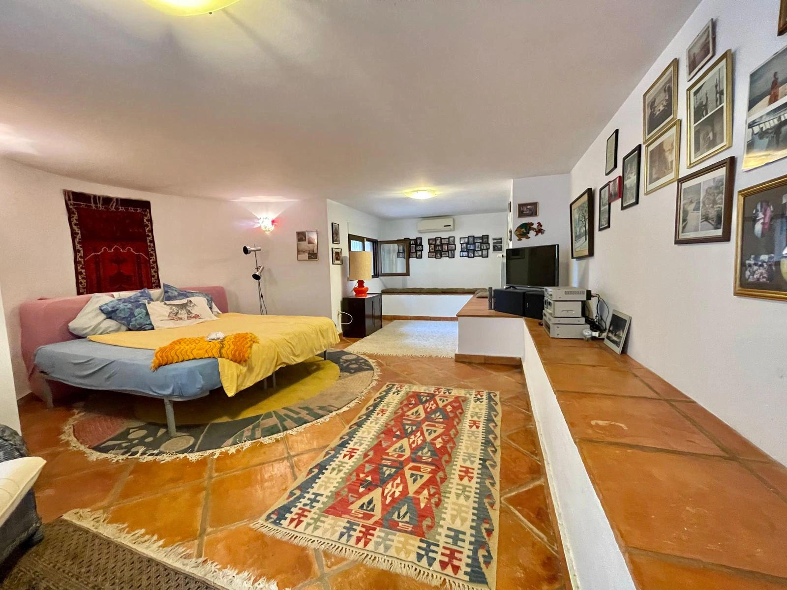 Villa de 4 dormitorios en venta en Montepego con vistas al mar