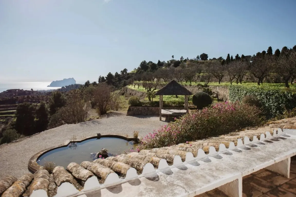 Einzigartige Finca zum Verkauf in Benissa mit herrlichem Blick über die Landschaft und das Meer