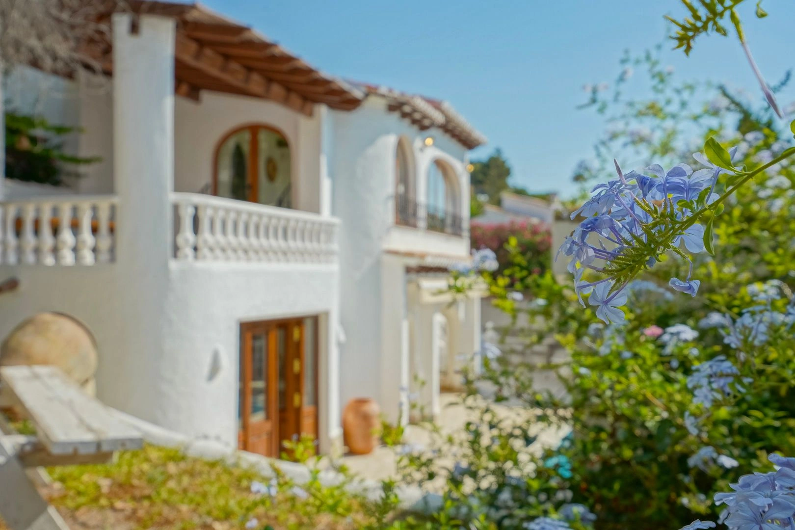Exklusive renovierte mediterrane Villa mit 4 Schlafzimmern und Meerblick zum Verkauf in Moraira.