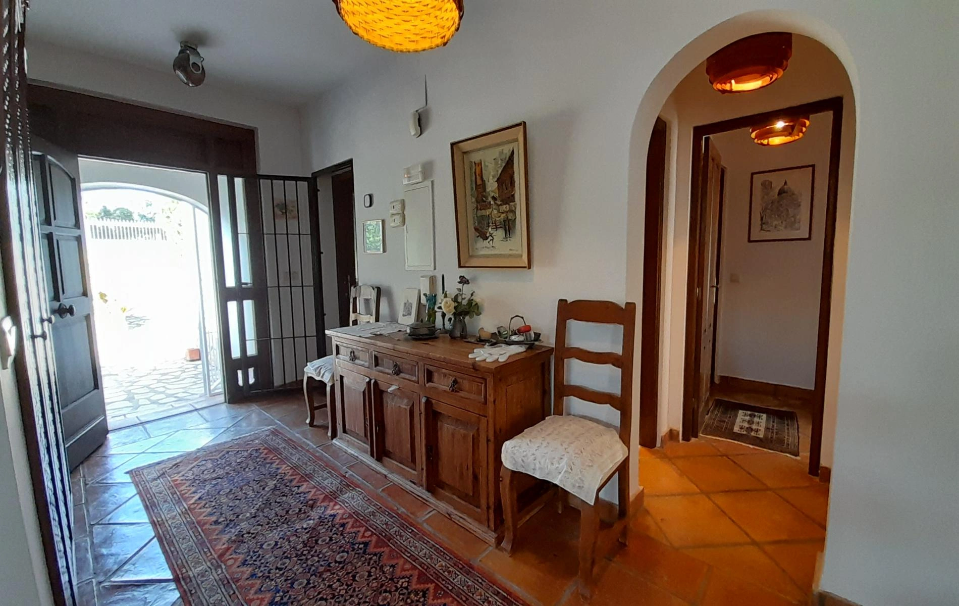 Villa de 4 dormitorios en venta en Montepego con vistas al mar
