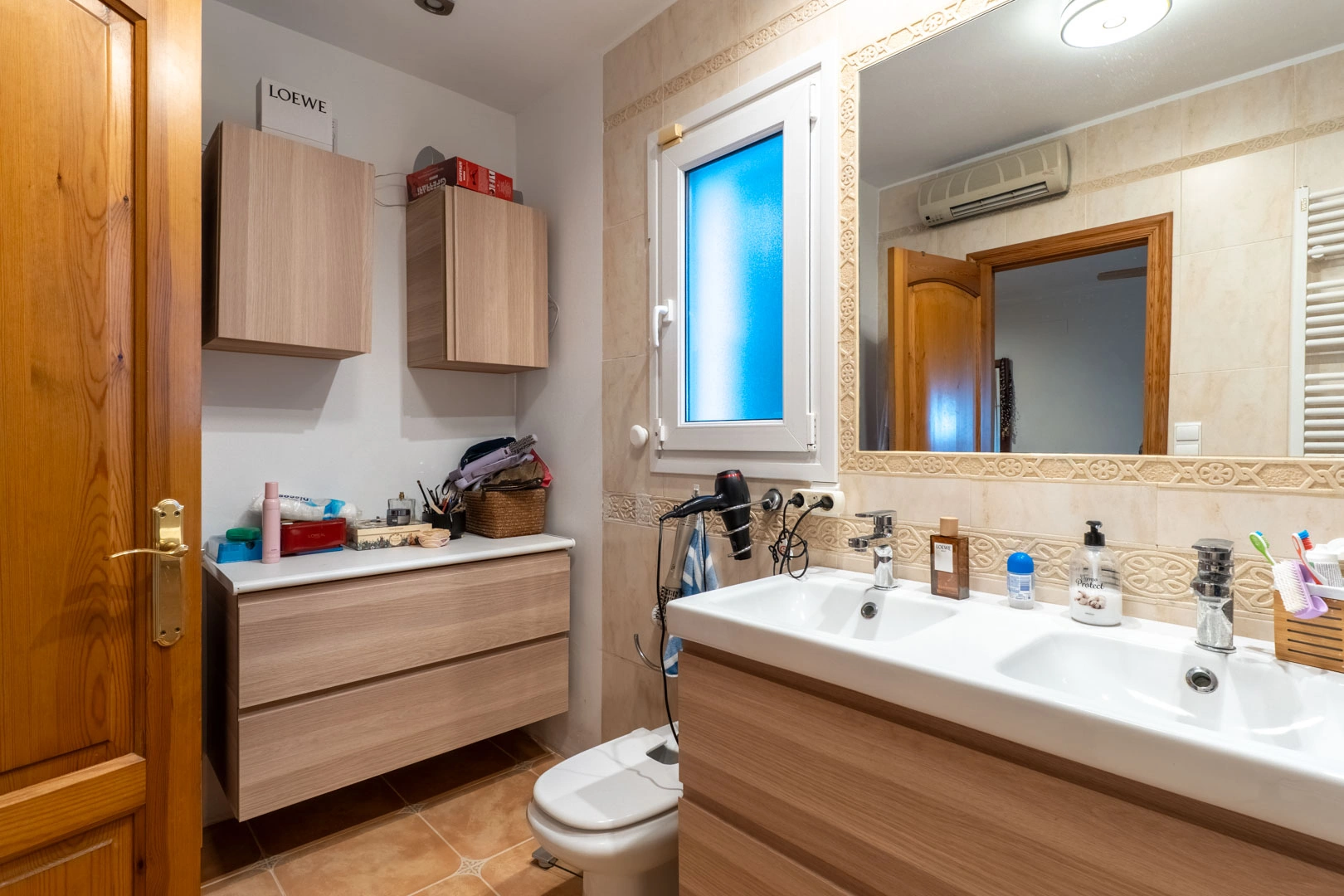 Villa con vistas al mar a la venta en Denia