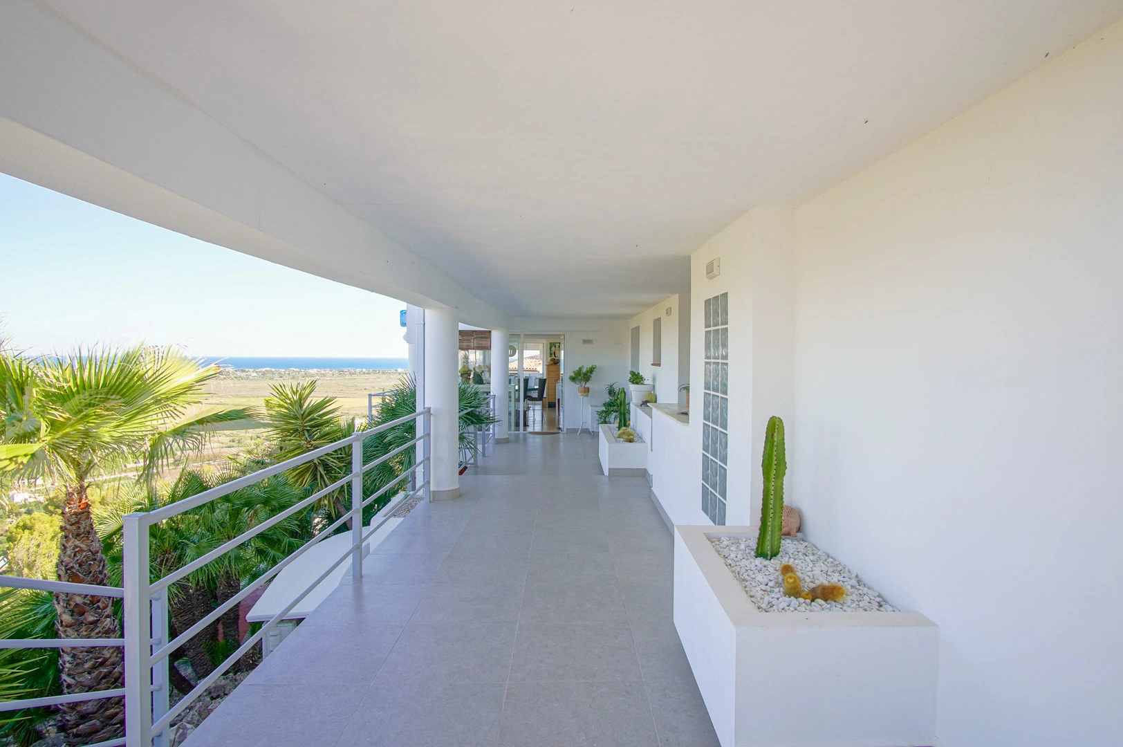 Villa con vistas al mar a la venta en Monte Pego