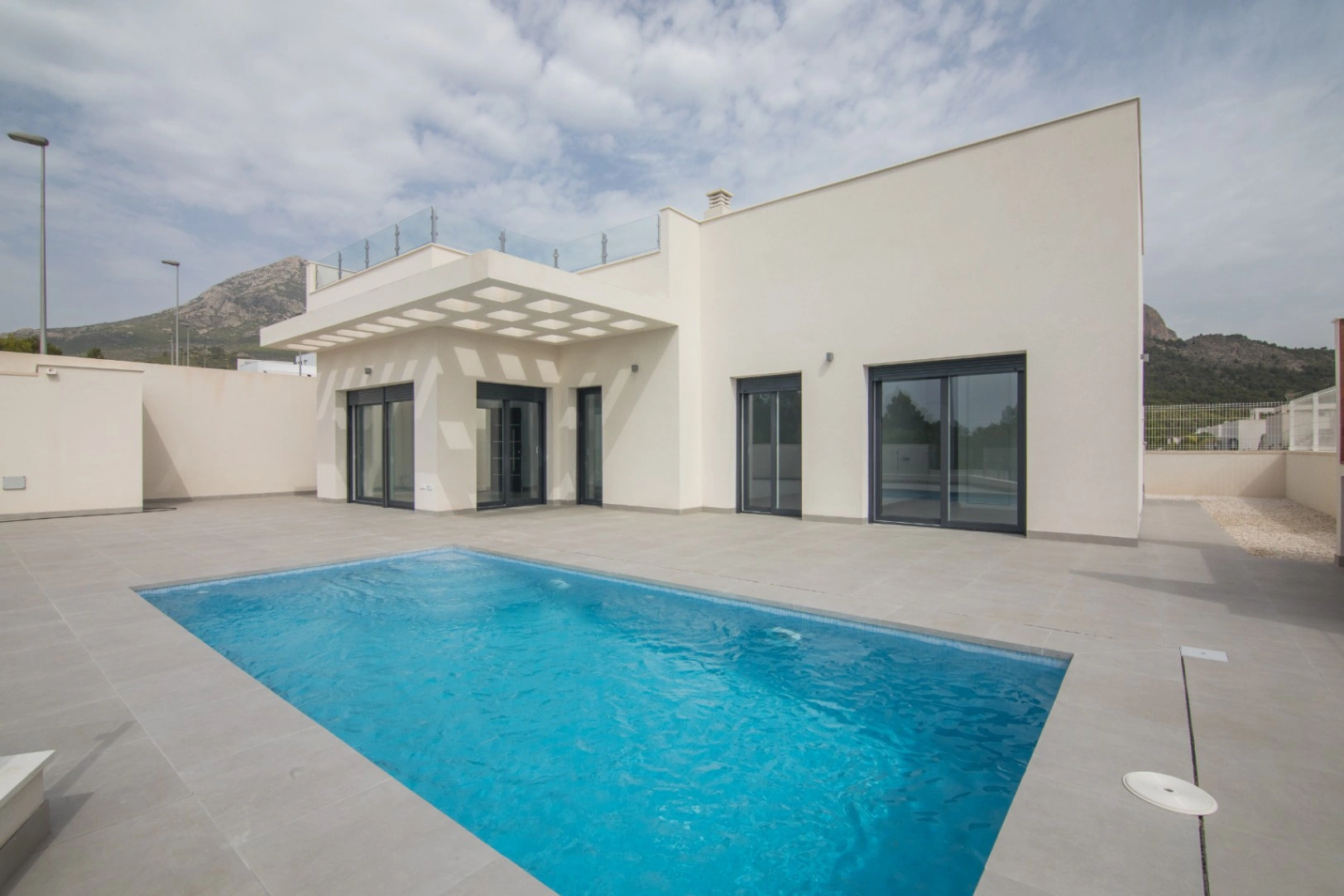 Villa moderna en venta en Polop