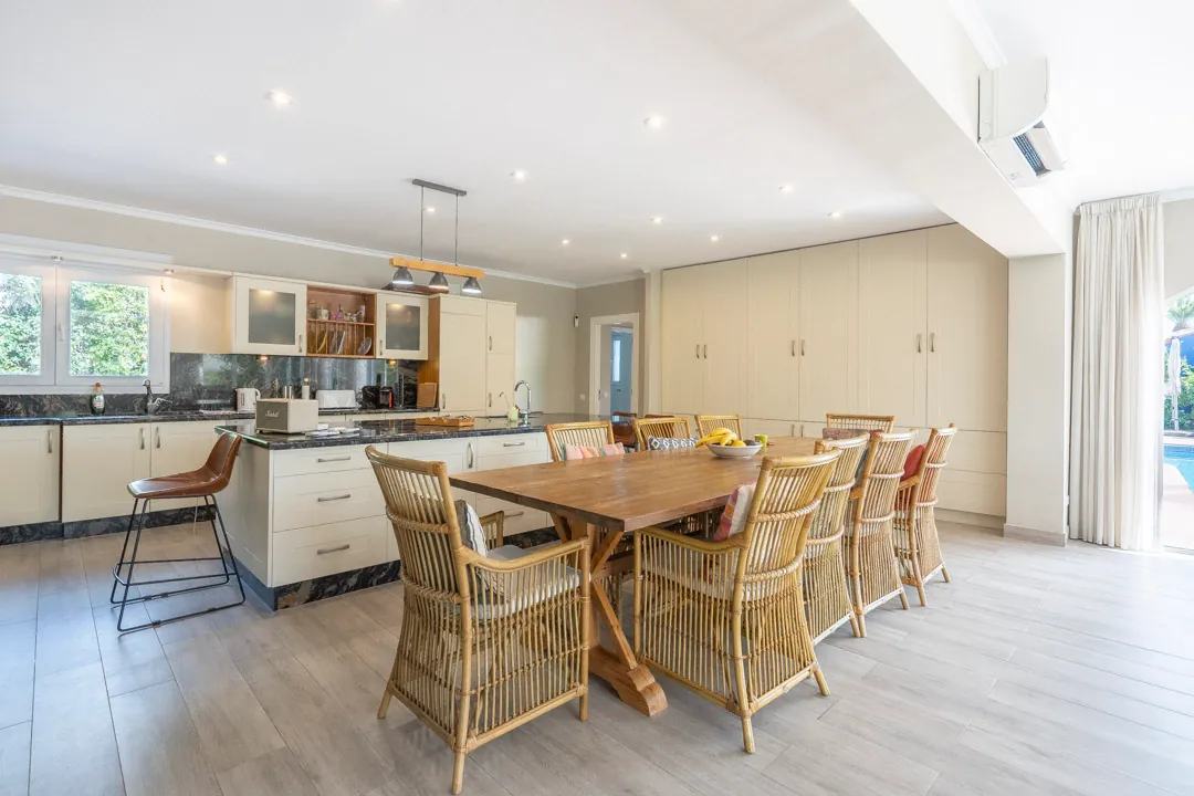 Preciosa villa de una sola planta en venta en el Montgo, Javea