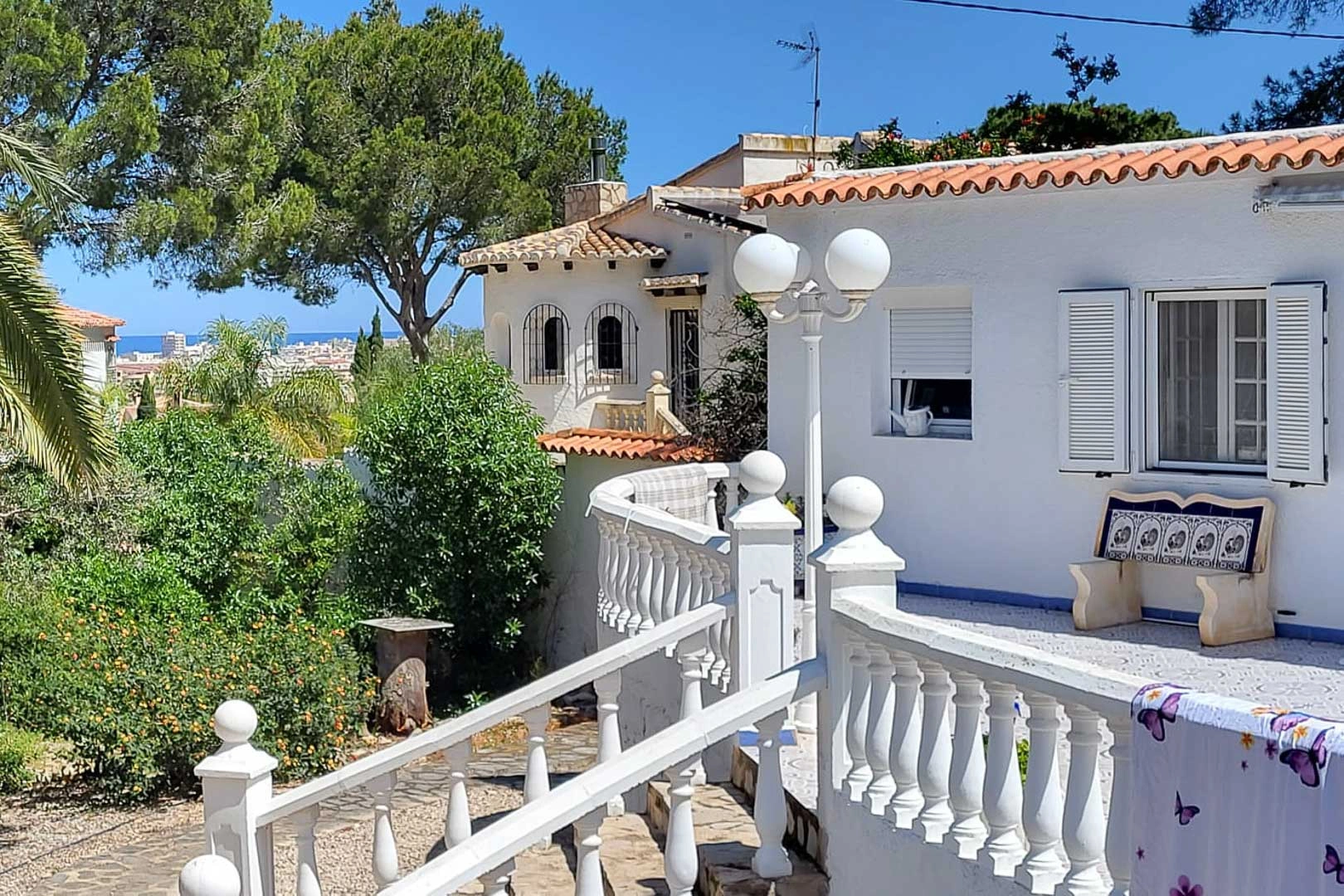 AR4433 - Villa en venta en Denia