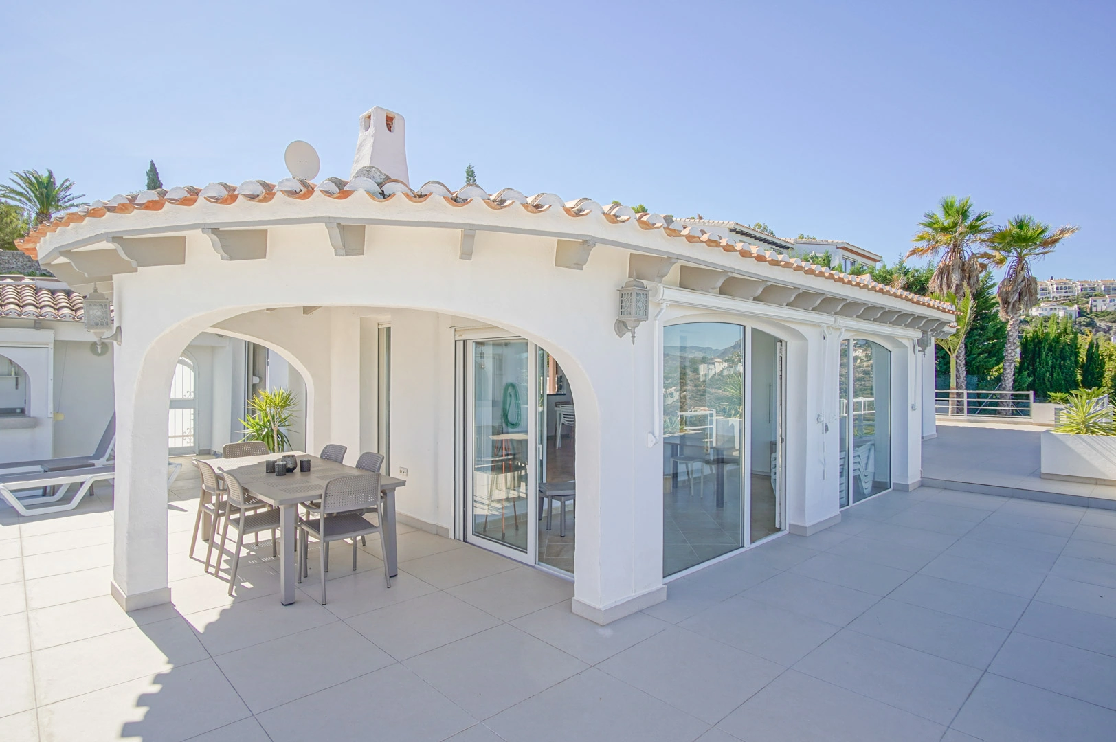 Villa con vistas al mar a la venta en Monte Pego