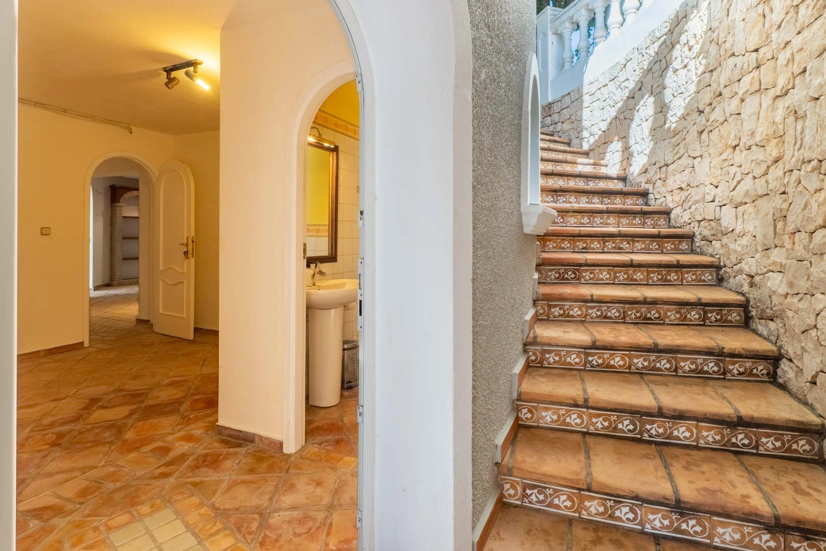 Mediterrane Villa mit Panoramablick auf das Meer zum Verkauf in Benissa.