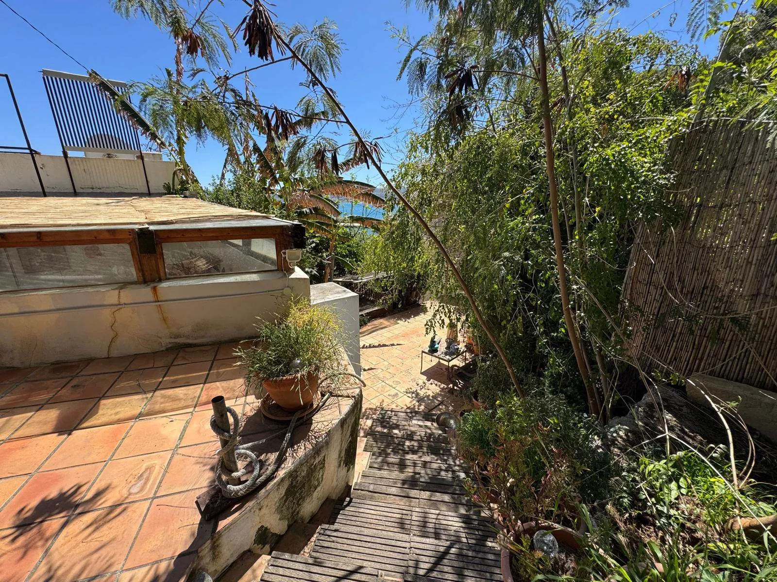 Se vende casa independiente en el puerto de Javea