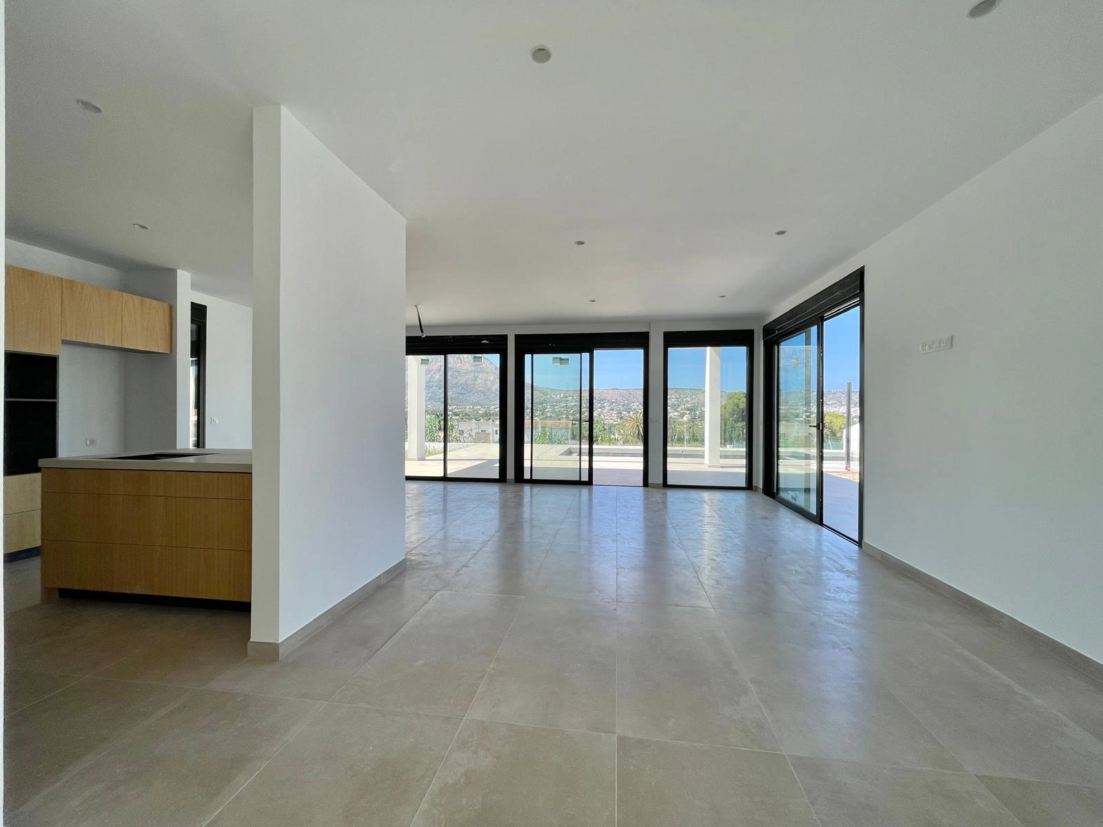 Villa de obra nueva con 3 dormitorios en venta en Javea
