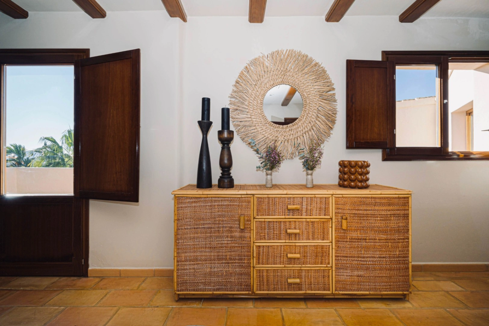 Wunderschöne, renovierte Villa mit 5 Schlafzimmern zu verkaufen in Montgó, Jávea.