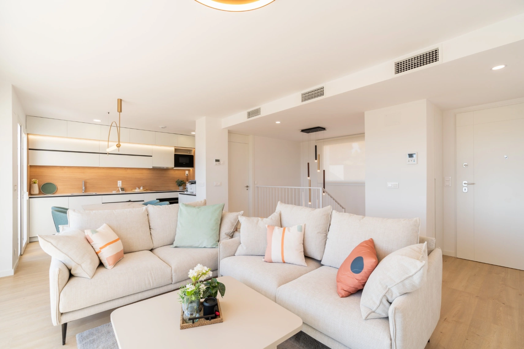 AR56360 - Nieuwbouw geschakelde chalets met panoramisch zeezicht te koop in La Nucía.