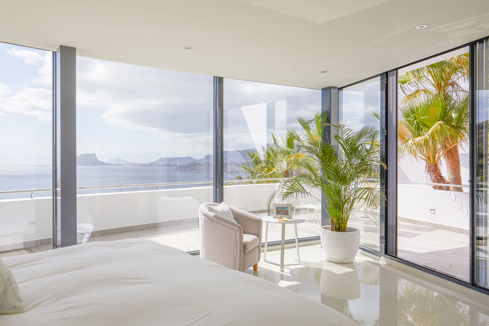Designer-Villa mit Panoramablick auf das Meer zum Verkauf in El Portet, Moraira