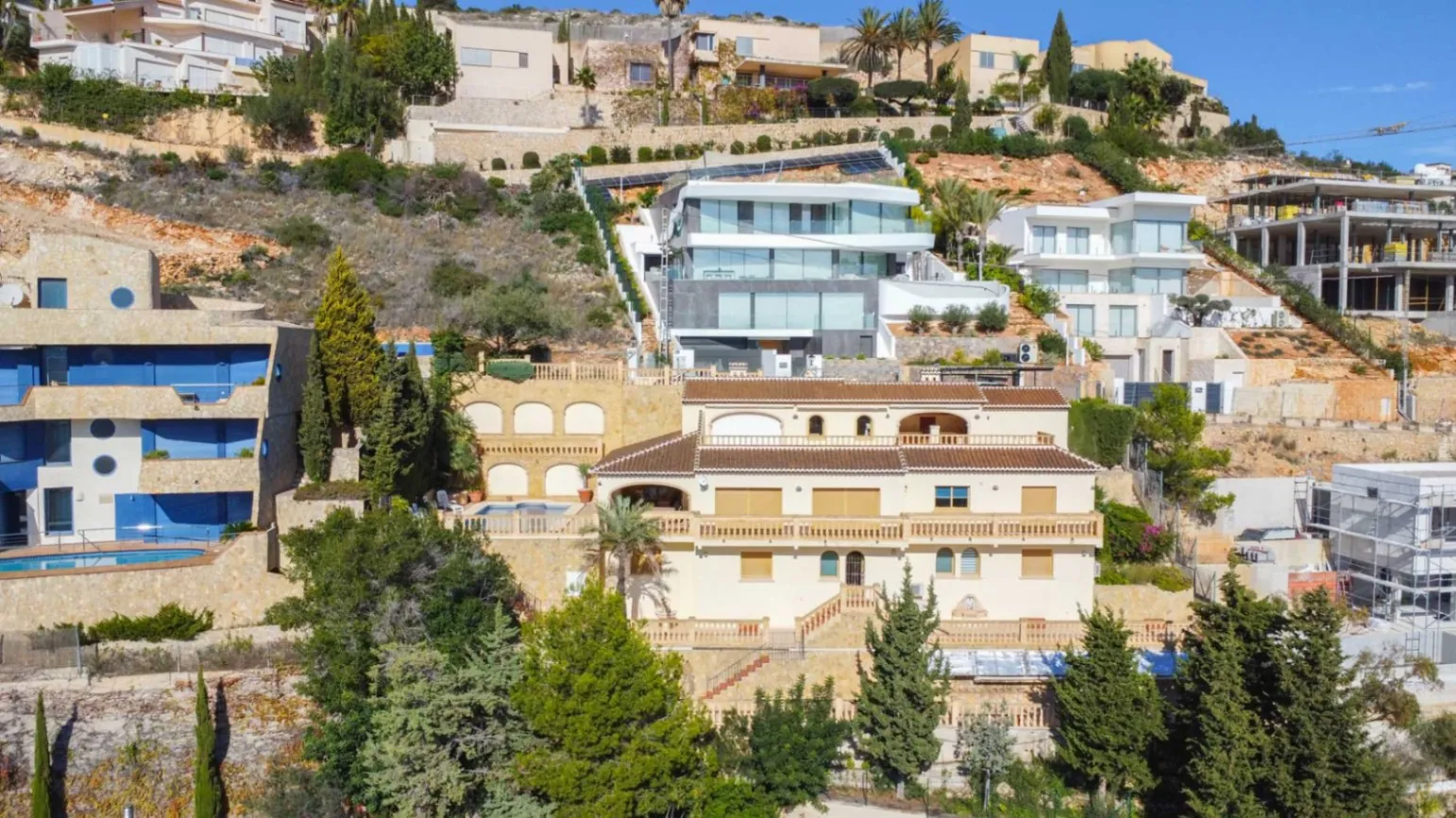 Villa met prachtig uitzicht op zee te koop in La Corona, Jávea