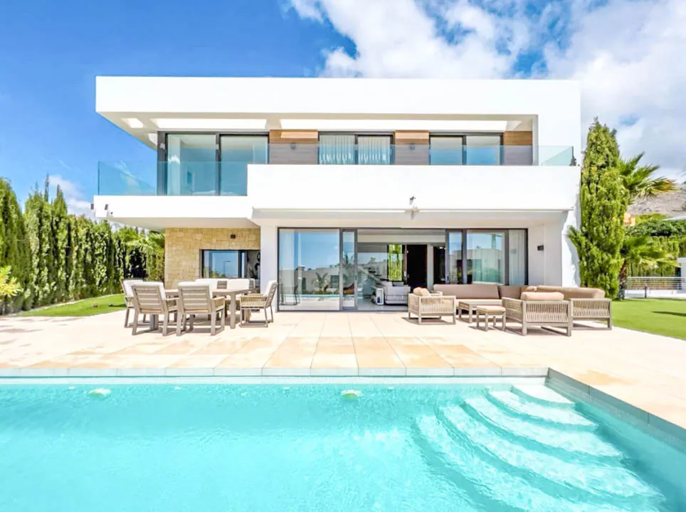 AR54052 - Villa Moderna en venta en Finestrat
