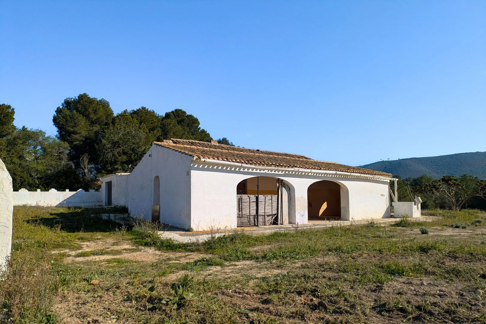 Finca tradicional con múltiples parcelas en venta en pinosol-las laderas, Jávea