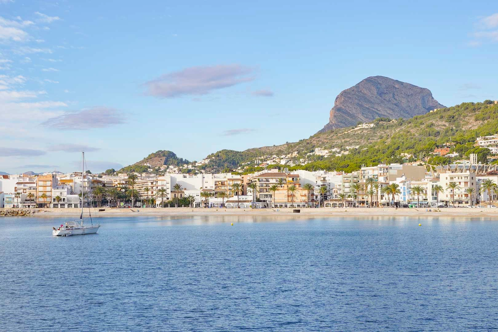 Traditionele villa met schitterend uitzicht op zee te koop in Ambolo, Jávea