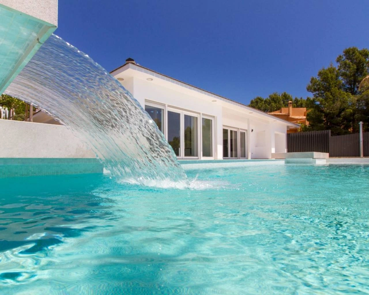 Villa de lujo con vistas al mar en venta en Altea