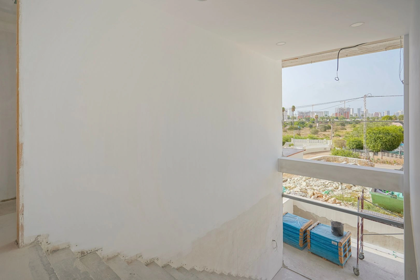 Moderna villa de obra nueva a 500 m de la playa, en venta en Calpe