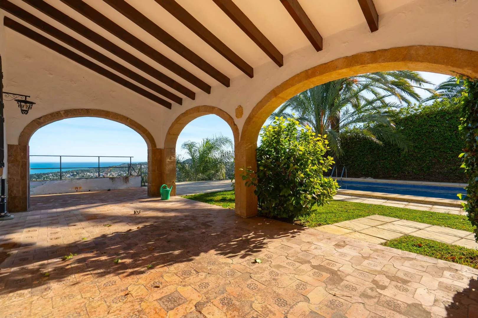 Mediterraanse villa met panoramisch uitzicht op zee te koop in Jávea