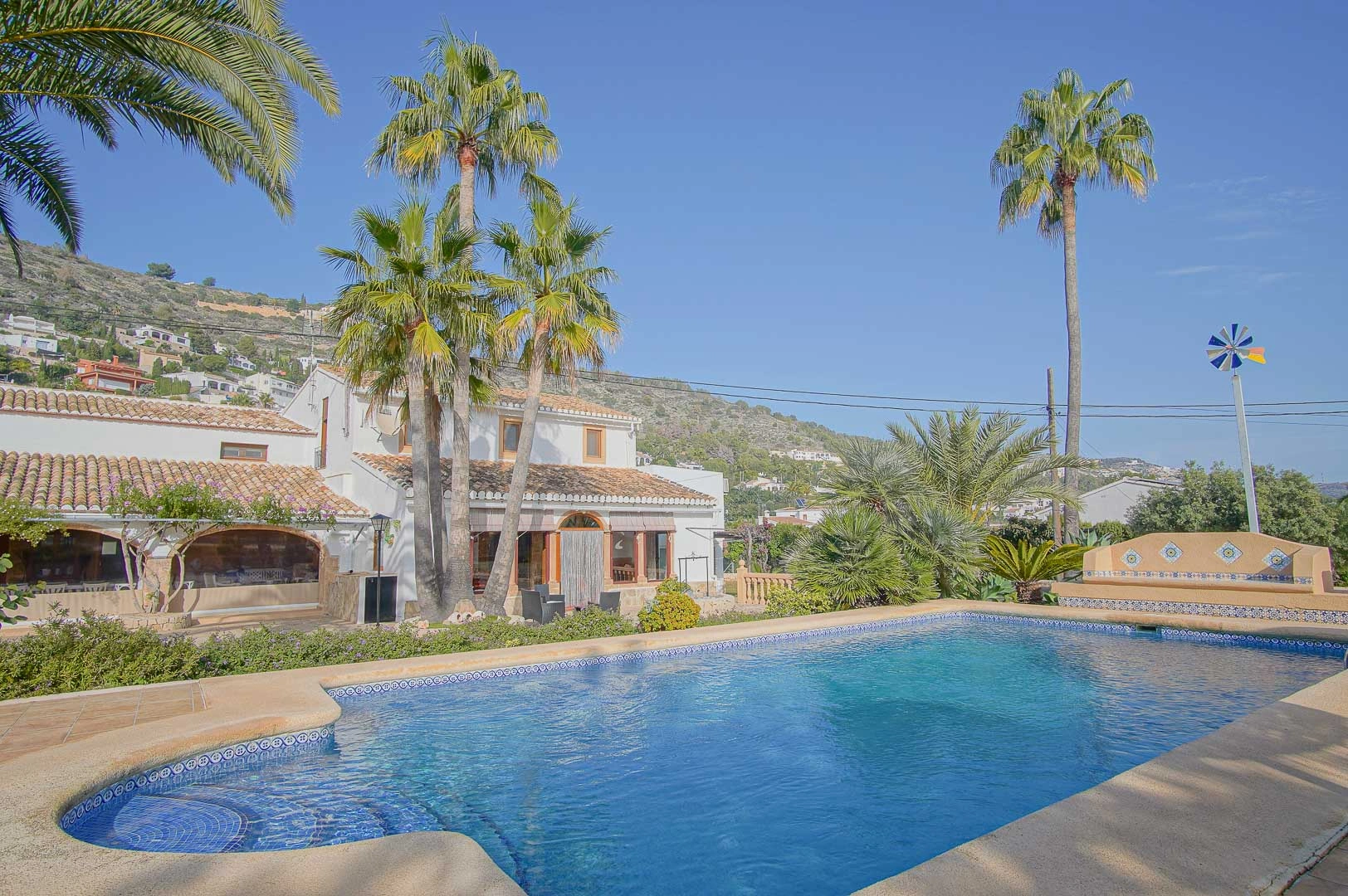 AR54322 - Charmante villa in traditionele stijl gelegen in de prestigieuze wijk Puchol te koop in Jávea