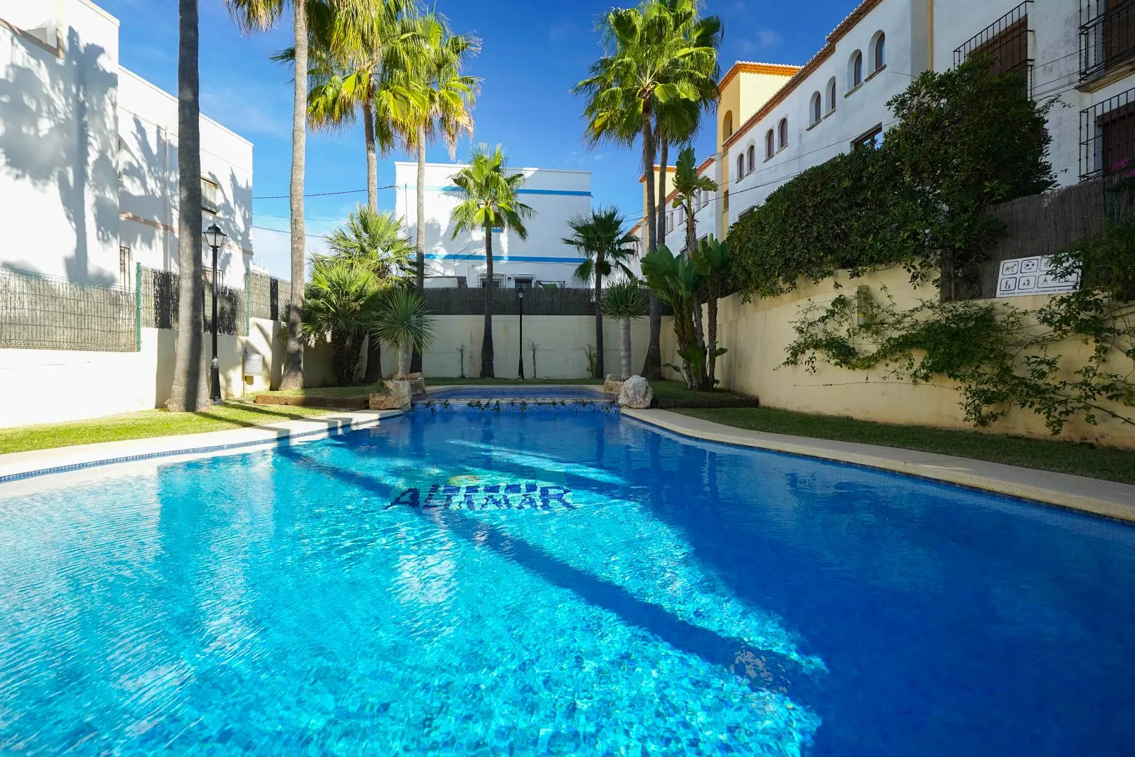 Exclusive triplex just a step away from Arenal: comfort, lifestyle, and unbeatable location.