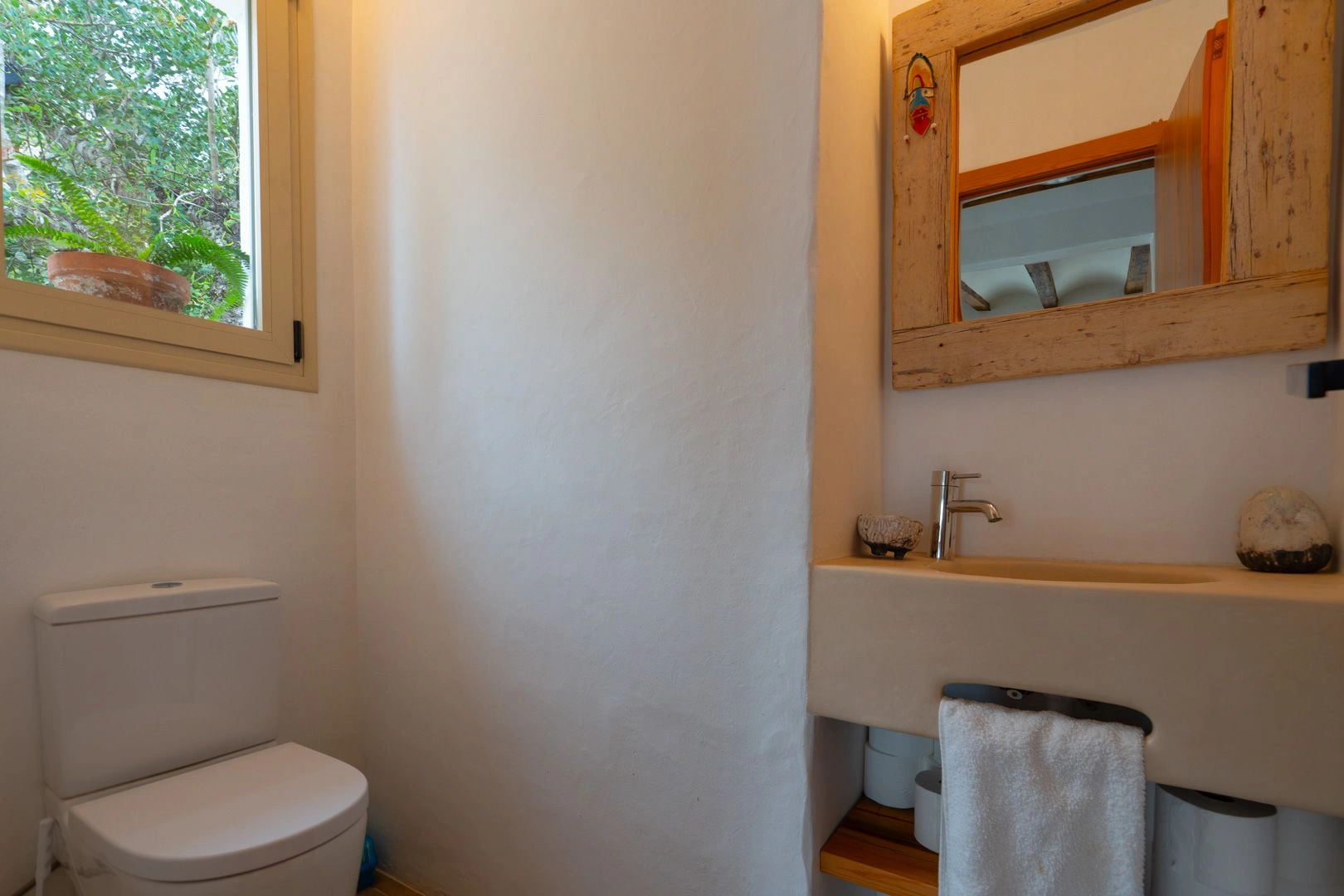 Charmante villa au pied du Montgó avec piscine et maison d'invités.