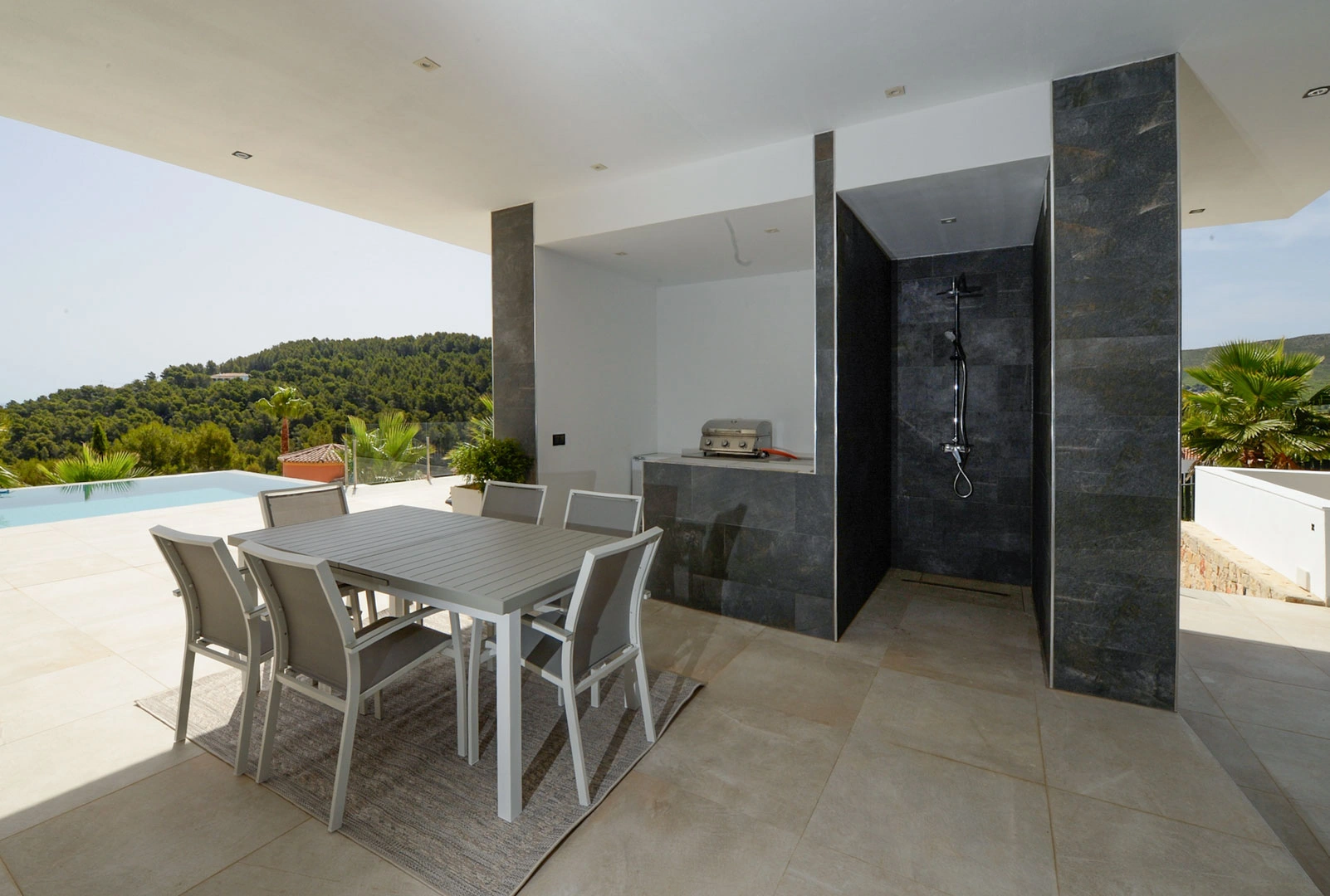 Impressionnante villa moderne de luxe dans un emplacement privilégié avec vue dégagée à vendre à Jávea.