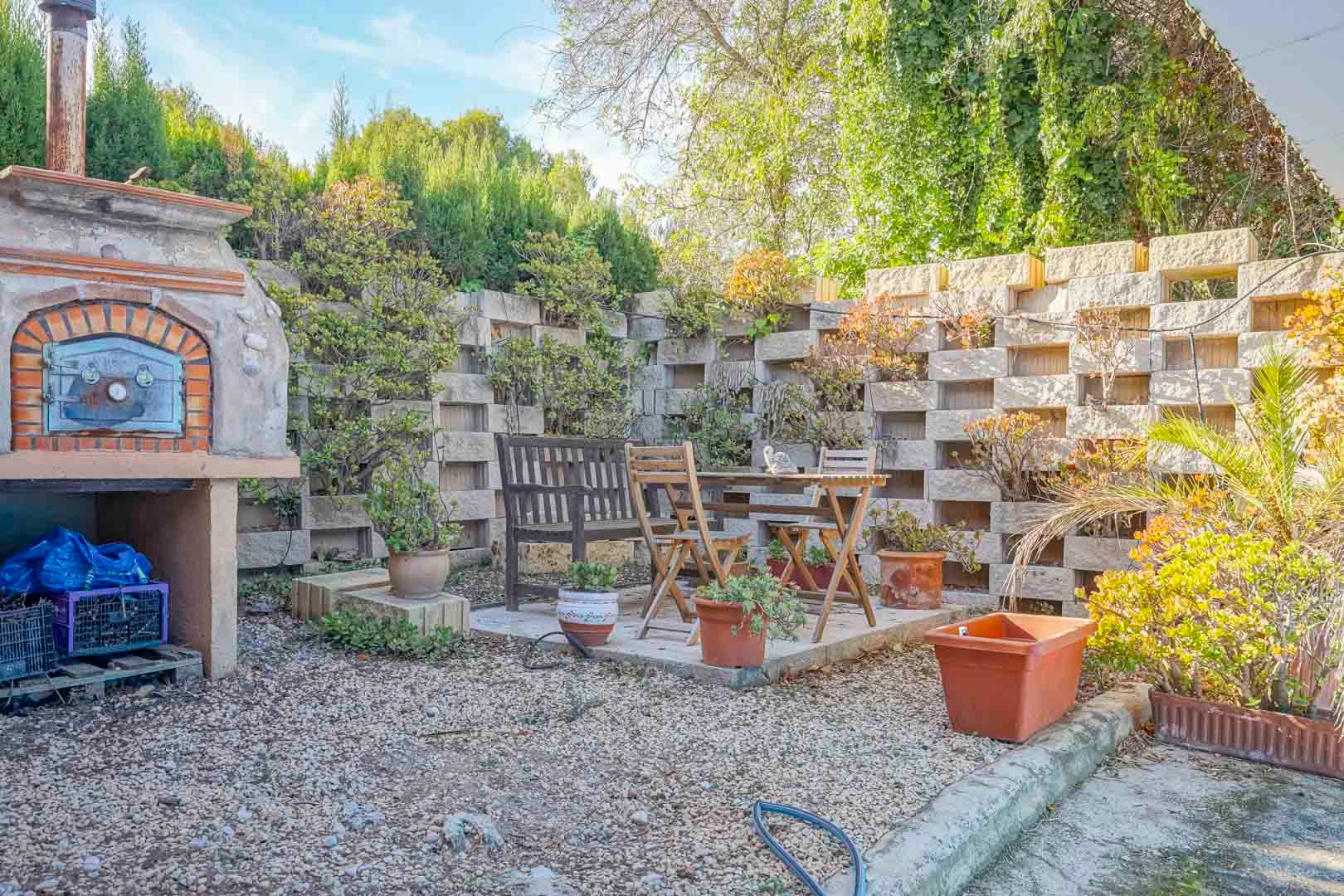 Chalet con consultorio médico en venta en Jávea.